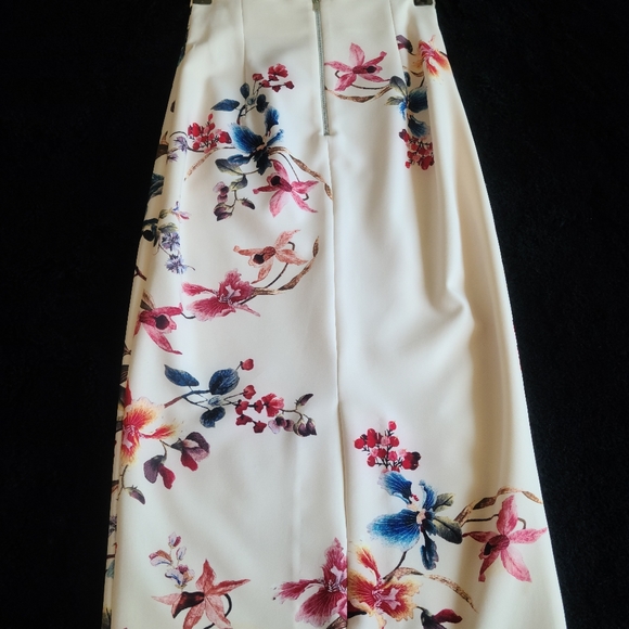 Zara pencil skirt - Picture 2 of 6